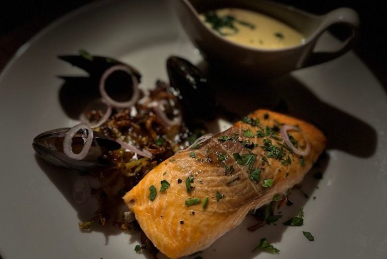 Broiled Fish Fillet, Saffron & Mussel Sauce with Caramelized Fennel Cook'n With Class Paris