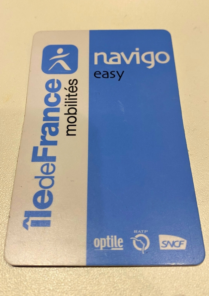 paris navigo easy pass