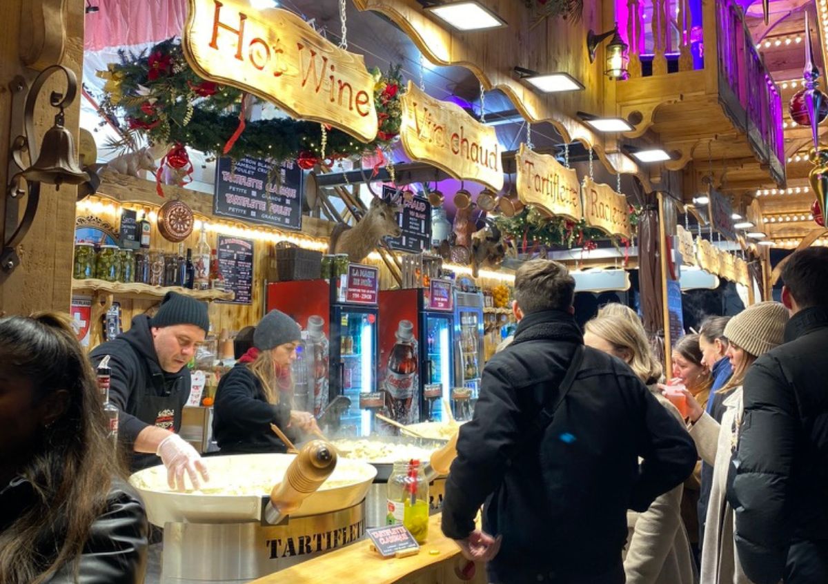 christmas markets paris 2026